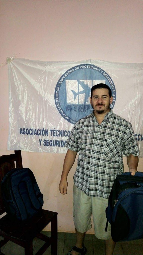 Entrega de útiles escolares a nivel nacional