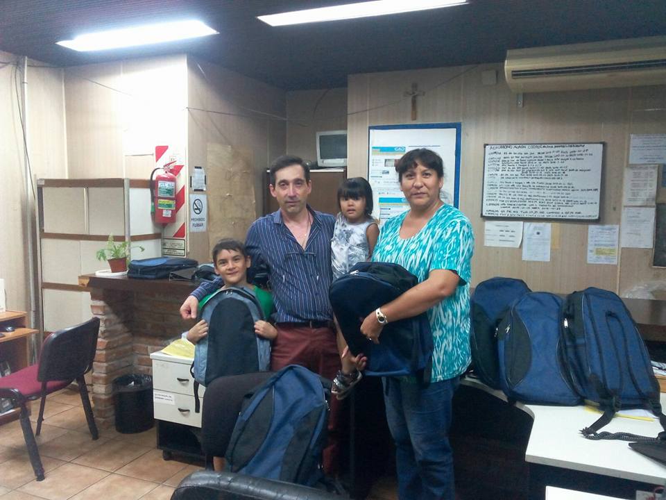 Entrega de útiles escolares a nivel nacional